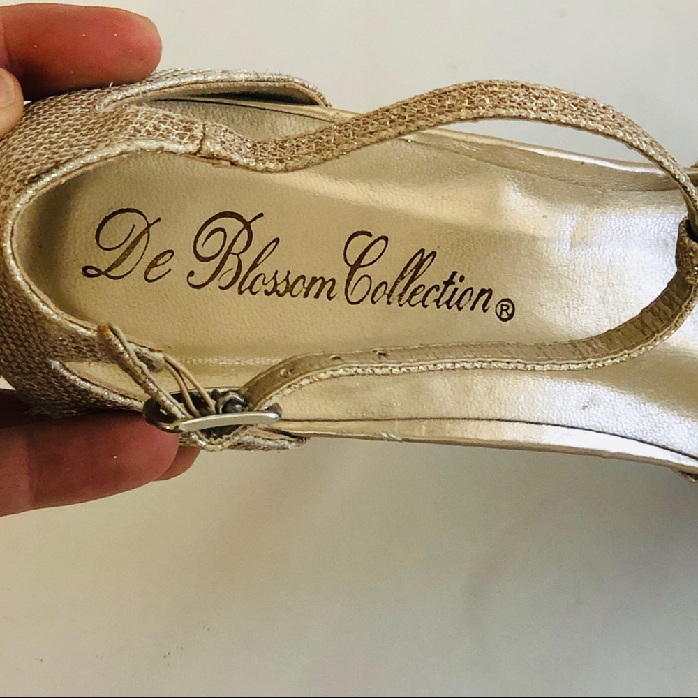 🎉DE Blossom Collection Gold Platform Heels - Women’s 9 - Picture 5 of 7